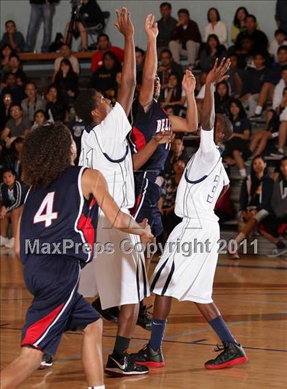 Thumbnail 2 in Bellarmine-Jefferson @ St. Genevieve photogallery.