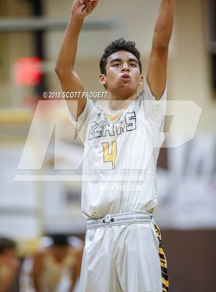 Thumbnail 2 in Great Oak @ Temecula Valley photogallery.