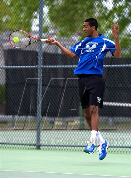 Thumbnail 3 in Nassau County Section 8 Boys Tennis Championships photogallery.
