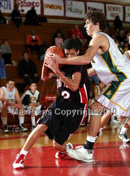 Thumbnail 2 in View Park vs. Mira Costa (Seahawk Classic) photogallery.