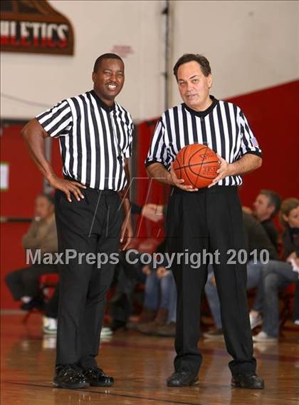 Thumbnail 3 in View Park vs. Mira Costa (Seahawk Classic) photogallery.