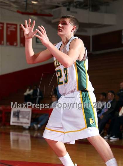 Thumbnail 3 in View Park vs. Mira Costa (Seahawk Classic) photogallery.