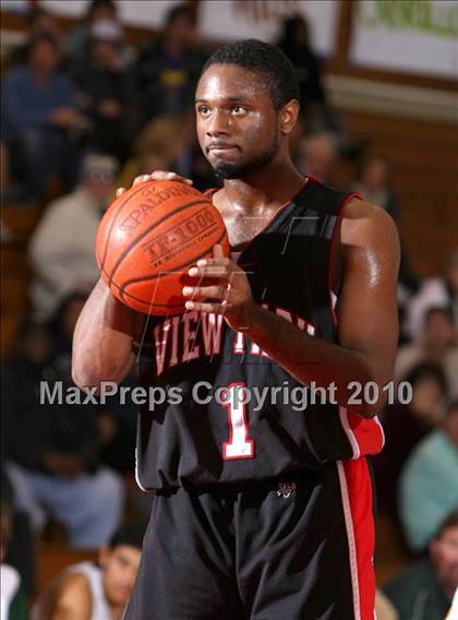 Thumbnail 3 in View Park vs. Mira Costa (Seahawk Classic) photogallery.