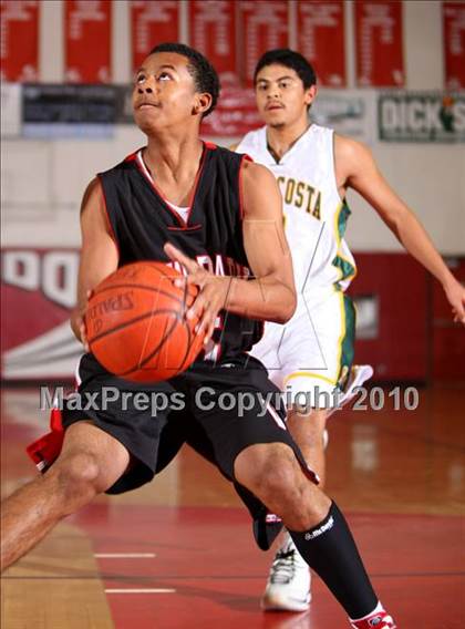 Thumbnail 1 in View Park vs. Mira Costa (Seahawk Classic) photogallery.