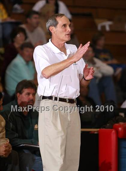 Thumbnail 3 in View Park vs. Mira Costa (Seahawk Classic) photogallery.