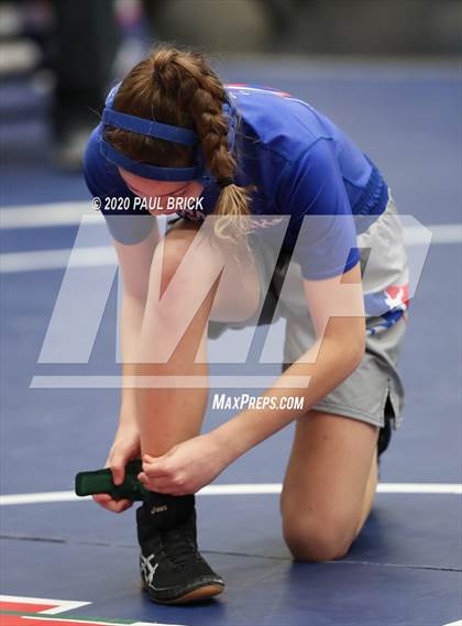 Thumbnail 2 in UIL Girls 6A Regional Wrestling Tournament  photogallery.