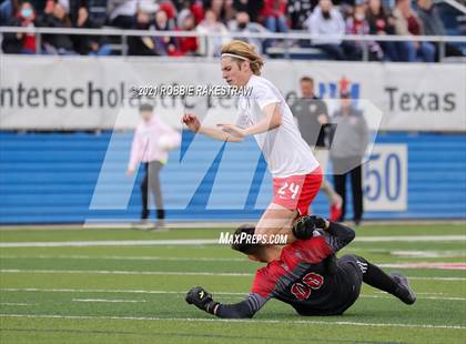 Thumbnail 3 in Lee vs. Rockwall-Heath (UIL 6A Final) photogallery.