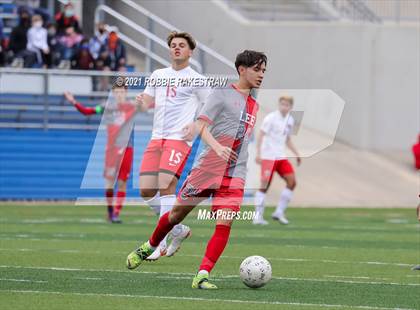 Thumbnail 2 in Lee vs. Rockwall-Heath (UIL 6A Final) photogallery.