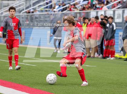 Thumbnail 2 in Lee vs. Rockwall-Heath (UIL 6A Final) photogallery.