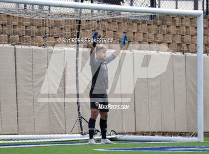 Thumbnail 2 in Lee vs. Rockwall-Heath (UIL 6A Final) photogallery.
