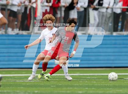 Thumbnail 3 in Lee vs. Rockwall-Heath (UIL 6A Final) photogallery.