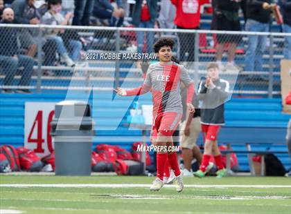 Thumbnail 2 in Lee vs. Rockwall-Heath (UIL 6A Final) photogallery.