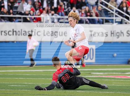 Thumbnail 1 in Lee vs. Rockwall-Heath (UIL 6A Final) photogallery.