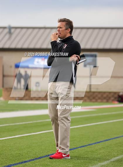Thumbnail 1 in Lee vs. Rockwall-Heath (UIL 6A Final) photogallery.