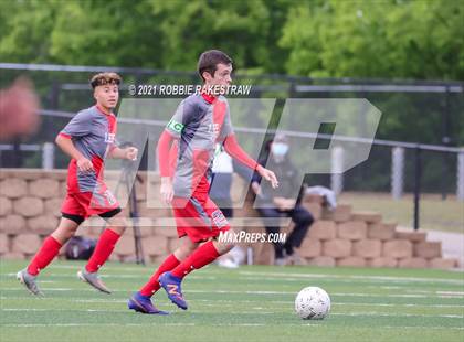 Thumbnail 1 in Lee vs. Rockwall-Heath (UIL 6A Final) photogallery.