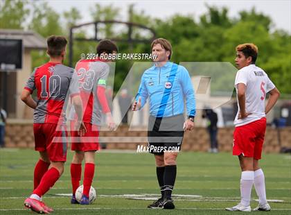 Thumbnail 3 in Lee vs. Rockwall-Heath (UIL 6A Final) photogallery.