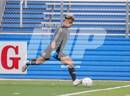 Thumbnail 3 in Lee vs. Rockwall-Heath (UIL 6A Final) photogallery.