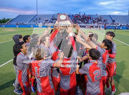 Thumbnail 1 in Lee vs. Rockwall-Heath (UIL 6A Final) photogallery.