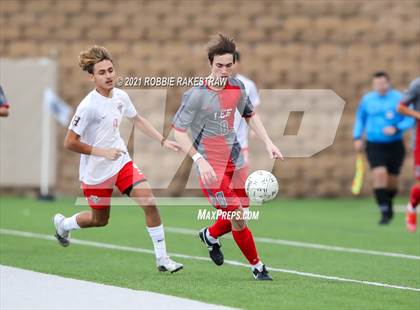 Thumbnail 2 in Lee vs. Rockwall-Heath (UIL 6A Final) photogallery.