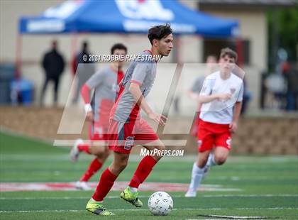 Thumbnail 2 in Lee vs. Rockwall-Heath (UIL 6A Final) photogallery.