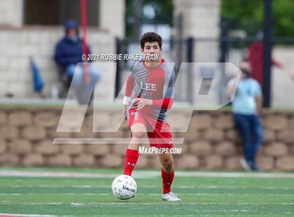 Thumbnail 3 in Lee vs. Rockwall-Heath (UIL 6A Final) photogallery.