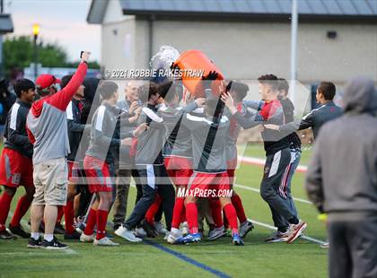 Thumbnail 1 in Lee vs. Rockwall-Heath (UIL 6A Final) photogallery.