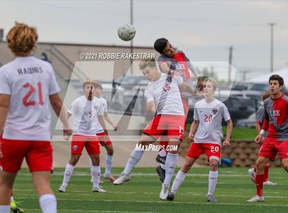 Thumbnail 3 in Lee vs. Rockwall-Heath (UIL 6A Final) photogallery.