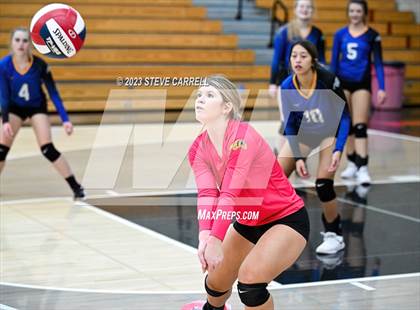 Thumbnail 3 in Fall River @ Maxwell (CIF NS Division 6 Championship) photogallery.