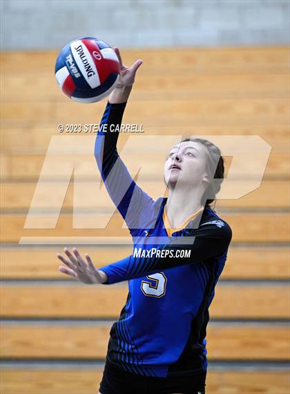 Thumbnail 2 in Fall River @ Maxwell (CIF NS Division 6 Championship) photogallery.