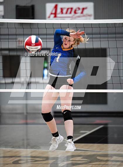 Thumbnail 1 in Fall River @ Maxwell (CIF NS Division 6 Championship) photogallery.