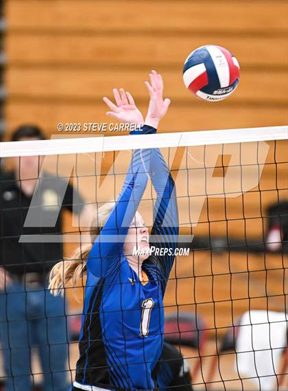 Thumbnail 2 in Fall River @ Maxwell (CIF NS Division 6 Championship) photogallery.