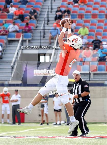 Thumbnail 3 in Aledo vs. Bentonville photogallery.