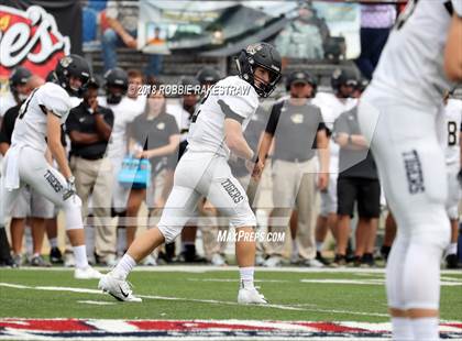 Thumbnail 3 in Aledo vs. Bentonville photogallery.