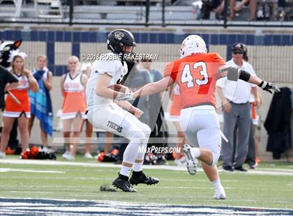 Thumbnail 2 in Aledo vs. Bentonville photogallery.