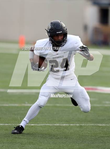 Thumbnail 3 in Aledo vs. Bentonville photogallery.