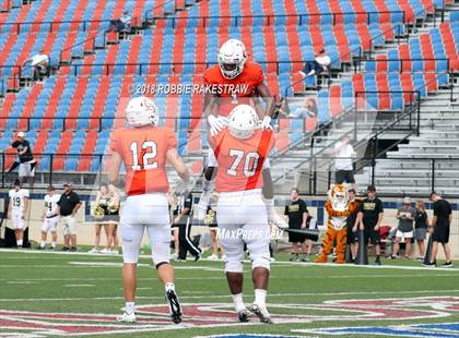 Thumbnail 3 in Aledo vs. Bentonville photogallery.