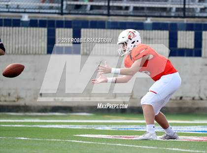Thumbnail 3 in Aledo vs. Bentonville photogallery.