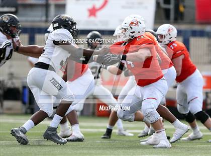 Thumbnail 2 in Aledo vs. Bentonville photogallery.