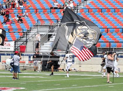 Thumbnail 3 in Aledo vs. Bentonville photogallery.