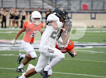 Thumbnail 1 in Aledo vs. Bentonville photogallery.