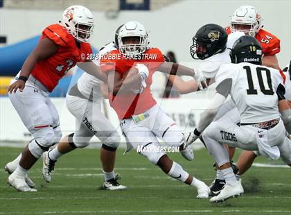 Thumbnail 1 in Aledo vs. Bentonville photogallery.