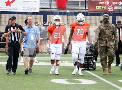 Thumbnail 1 in Aledo vs. Bentonville photogallery.
