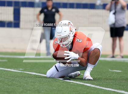 Thumbnail 3 in Aledo vs. Bentonville photogallery.