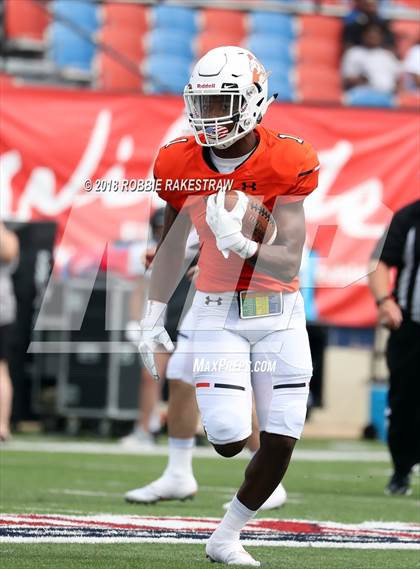 Thumbnail 3 in Aledo vs. Bentonville photogallery.
