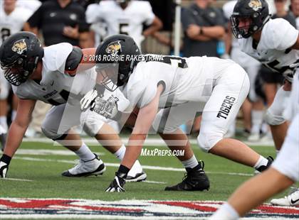 Thumbnail 3 in Aledo vs. Bentonville photogallery.