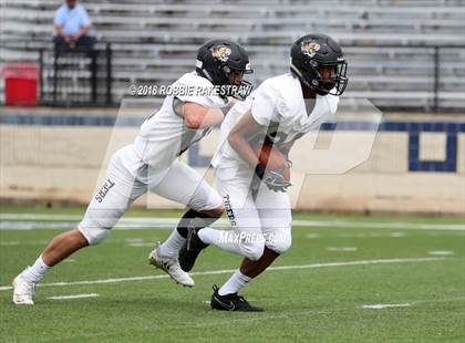 Thumbnail 1 in Aledo vs. Bentonville photogallery.