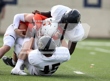 Thumbnail 1 in Aledo vs. Bentonville photogallery.