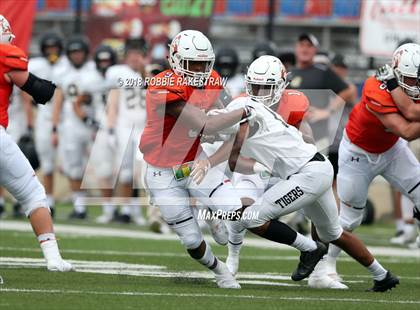Thumbnail 3 in Aledo vs. Bentonville photogallery.