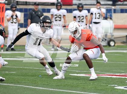 Thumbnail 3 in Aledo vs. Bentonville photogallery.