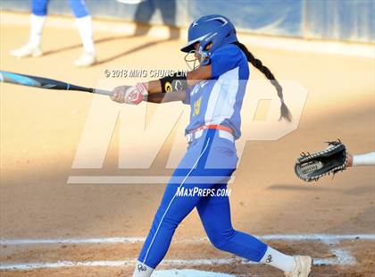 Thumbnail 2 in Norco vs. Gahr (CIF SS D1 Final) photogallery.